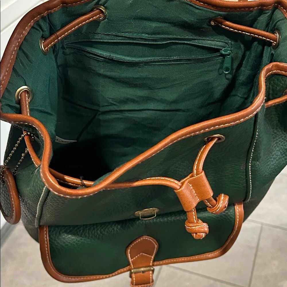 Classic Collection All Weather Leather Vintage Backpack Handbag Green Brown - Picture 9 of 10
